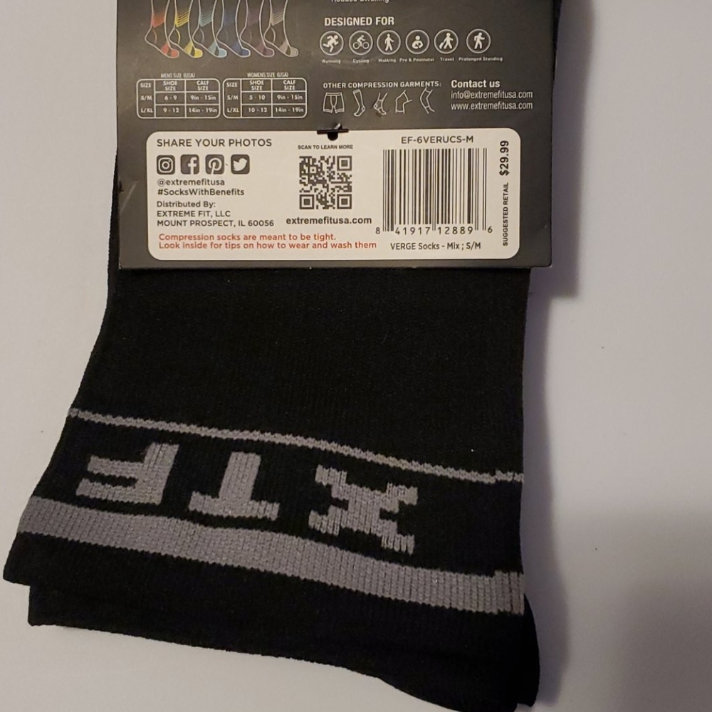 ULTRA V-STRIPED COMPRESSION SOCKS - Picture 5 of 7